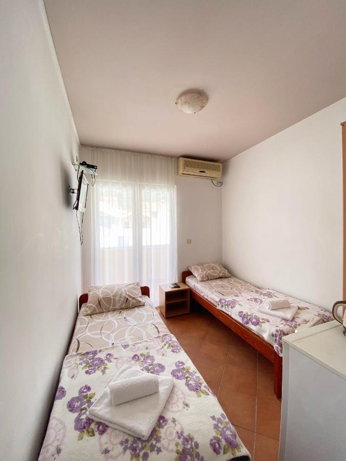 Guest House Villa Natali Будва Экстерьер фото